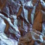Come fare una tela astratta con materiali semplici?